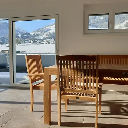 H19 - Modernes 145qm, 3sz, Wellnessbereich Mit Sauna Und Dachterrasse Mit Panoramablick, Kuehlen Und Heizen Mit Geothermie Feriehus *