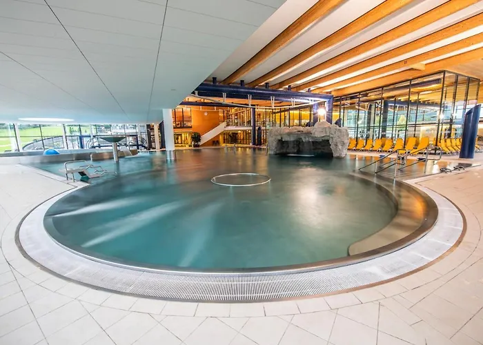 Feriehus H19 - Modernes 145qm, 3sz, Wellnessbereich Mit Sauna Und Dachterrasse Mit Panoramablick, Kuehlen Und Heizen Mit Geothermie Fügen