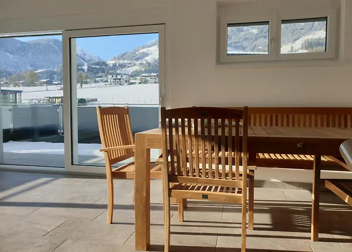 H19 - Modernes 145qm, 3sz, Wellnessbereich Mit Sauna Und Dachterrasse Mit Panoramablick, Kuehlen Und Heizen Mit Geothermie Feriehus *