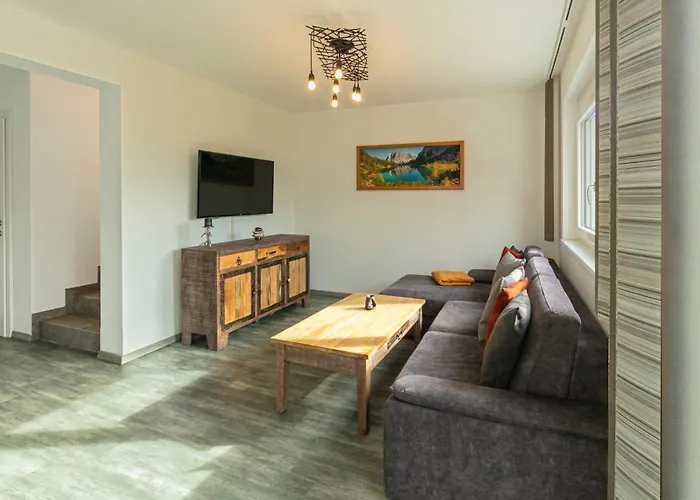 H19 - Modernes 145qm, 3sz, Wellnessbereich Mit Sauna Und Dachterrasse Mit Panoramablick, Kuehlen Und Heizen Mit Geothermie Feriehus Fügen
