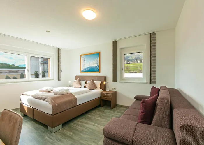 H19 - Modernes 145qm, 3sz, Wellnessbereich Mit Sauna Und Dachterrasse Mit Panoramablick, Kuehlen Und Heizen Mit Geothermie * Fügen