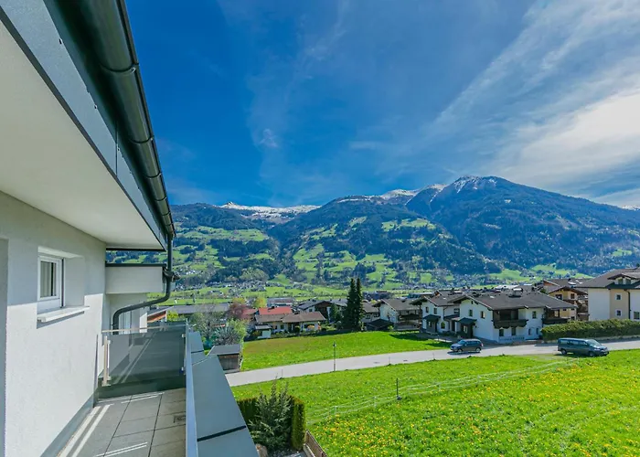 H19 - Modernes 145qm, 3sz, Wellnessbereich Mit Sauna Und Dachterrasse Mit Panoramablick, Kuehlen Und Heizen Mit Geothermie Fügen