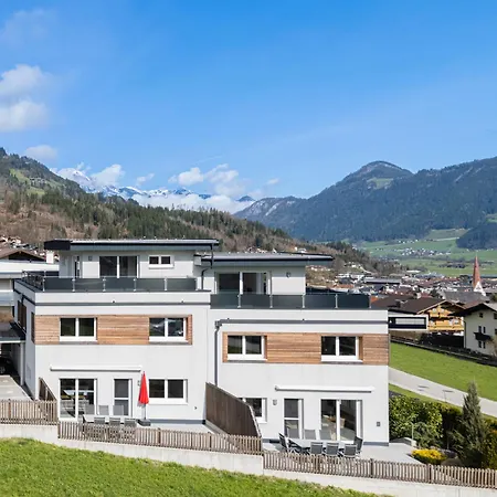 H19 - Modernes 145qm, 3sz, Wellnessbereich Mit Sauna Und Dachterrasse Mit Panoramablick, Kuehlen Und Heizen Mit Geothermie Фюген